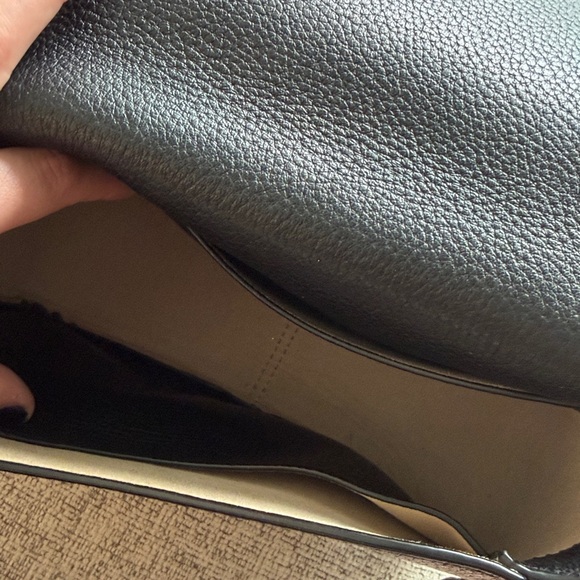 Tory Burch Thea Flap Crossbody In Black - Picture 11 of 13